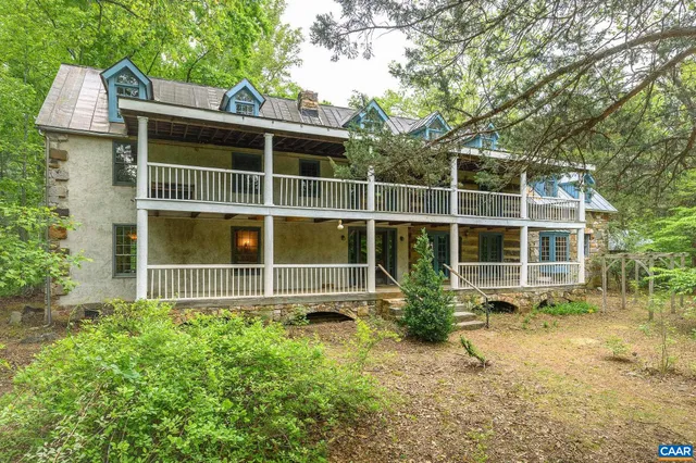 a house view with a garden space