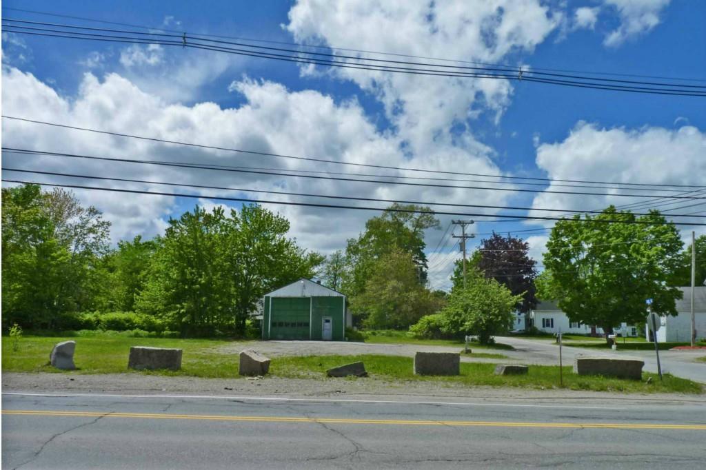 18 Bangor Road Ellsworth, ME 04605 - Photo 1 of 8 Photo