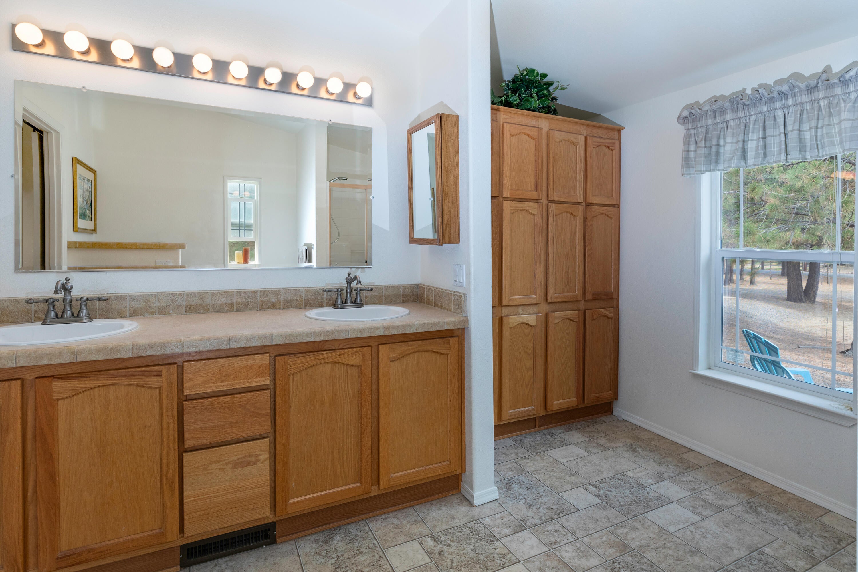 152354 Silver Spur Road La Pine, OR 97739 - Photo 11 of 38 152354SilverSpur- (12)