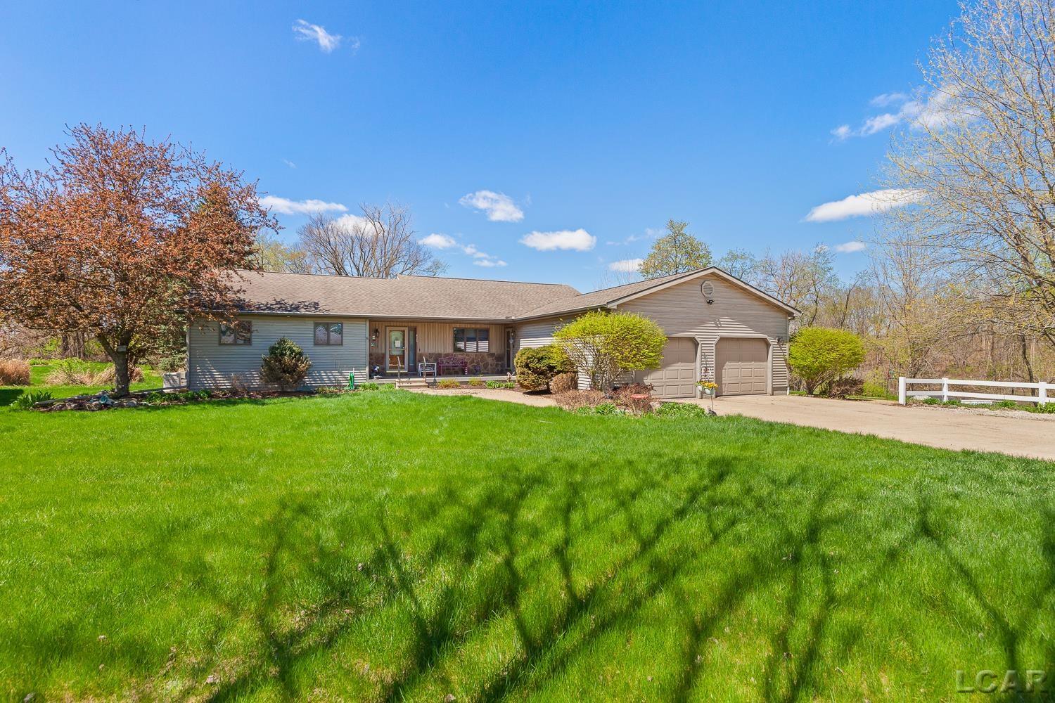 420 McClellan Street Hudson, MI 49247 - Photo 4 of 75