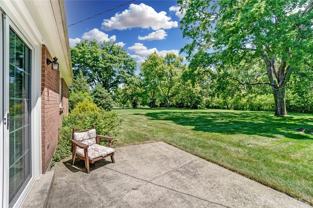 7400 Kings Run Road Dayton, OH 45459 - Photo 38 of 44 Gallery Image 38