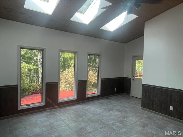 $459,900 | 10925 US Highway 63, Licking, MO 65542