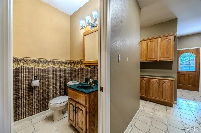 $459,900 | 10925 US Highway 63, Licking, MO 65542