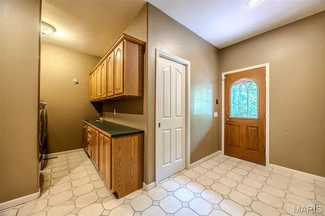 $459,900 | 10925 US Highway 63, Licking, MO 65542