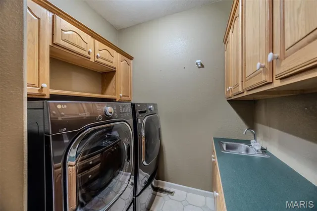 $459,900 | 10925 US Highway 63, Licking, MO 65542