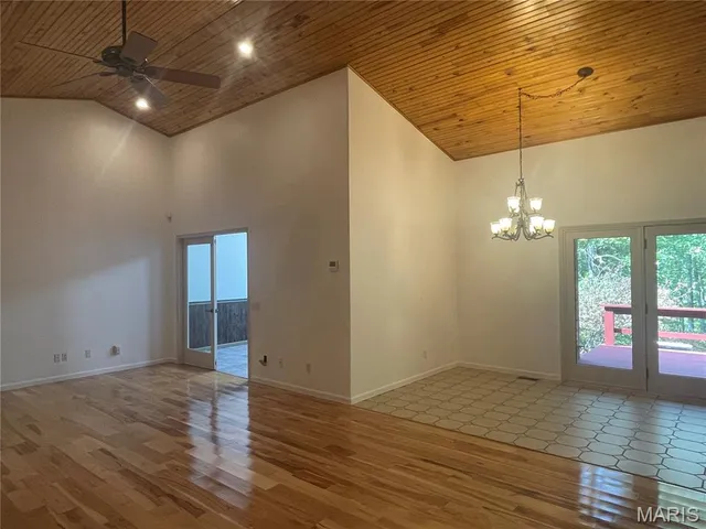 $459,900 | 10925 US Highway 63, Licking, MO 65542