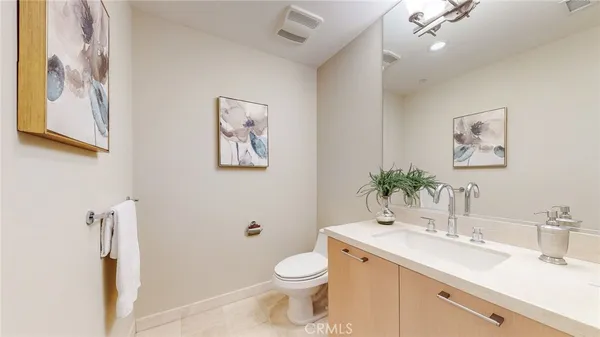 $1,295,000 | 568 Caruso Avenue, Glendale, CA 91210