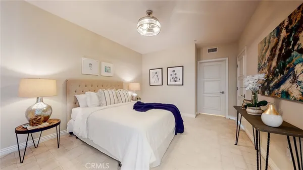 $1,295,000 | 568 Caruso Avenue, Glendale, CA 91210