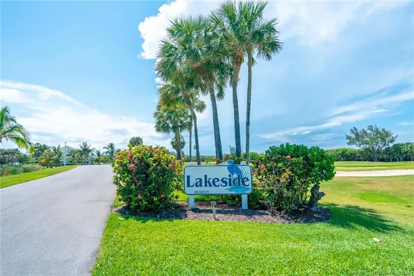 $2,000 | 5553 Northeast Gulfstream Way, Jensen Beach, FL 34957