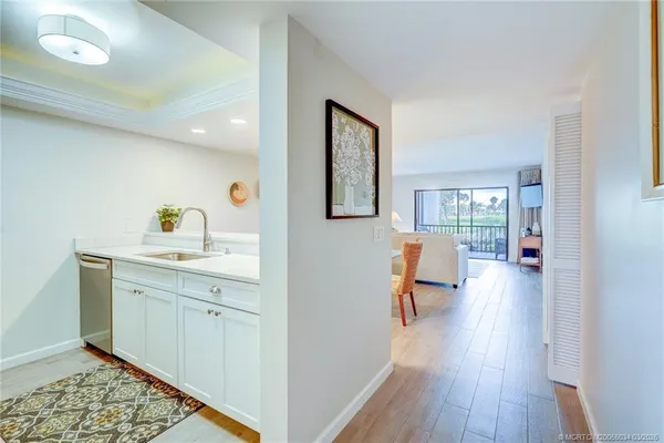 $2,000 | 5553 Northeast Gulfstream Way, Jensen Beach, FL 34957