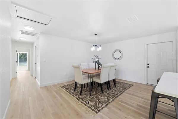 $425,000 | 2711 Washington Road, Valrico, FL 33594