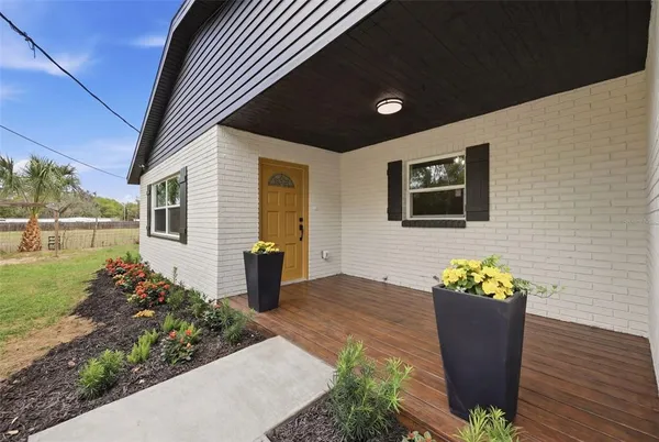 $425,000 | 2711 Washington Road, Valrico, FL 33594