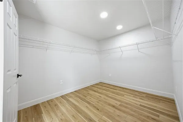 $425,000 | 2711 Washington Road, Valrico, FL 33594