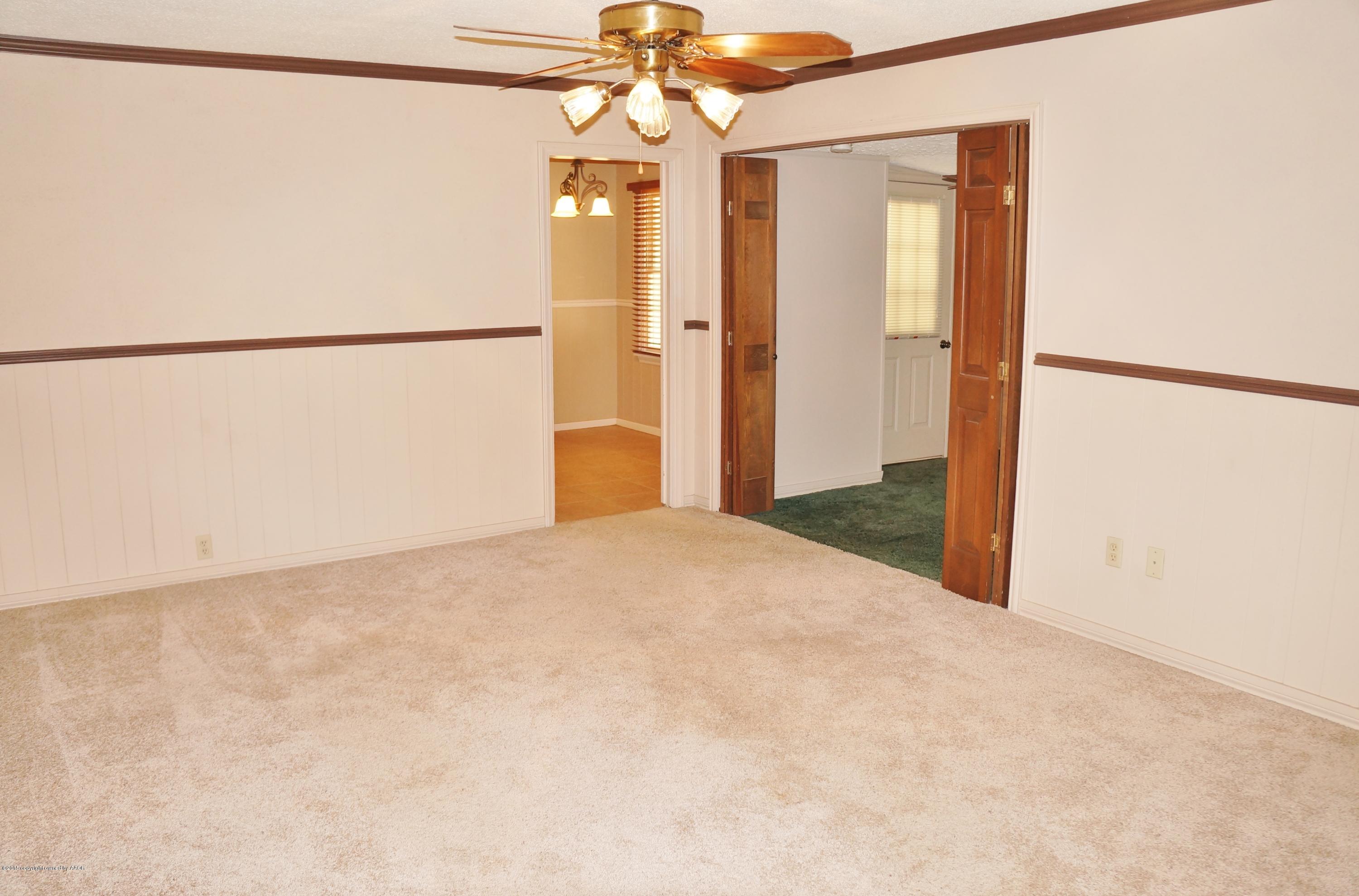 3501 Concord Road Amarillo, TX 79109 - Photo 11 of 31 2nd Living Area (2)