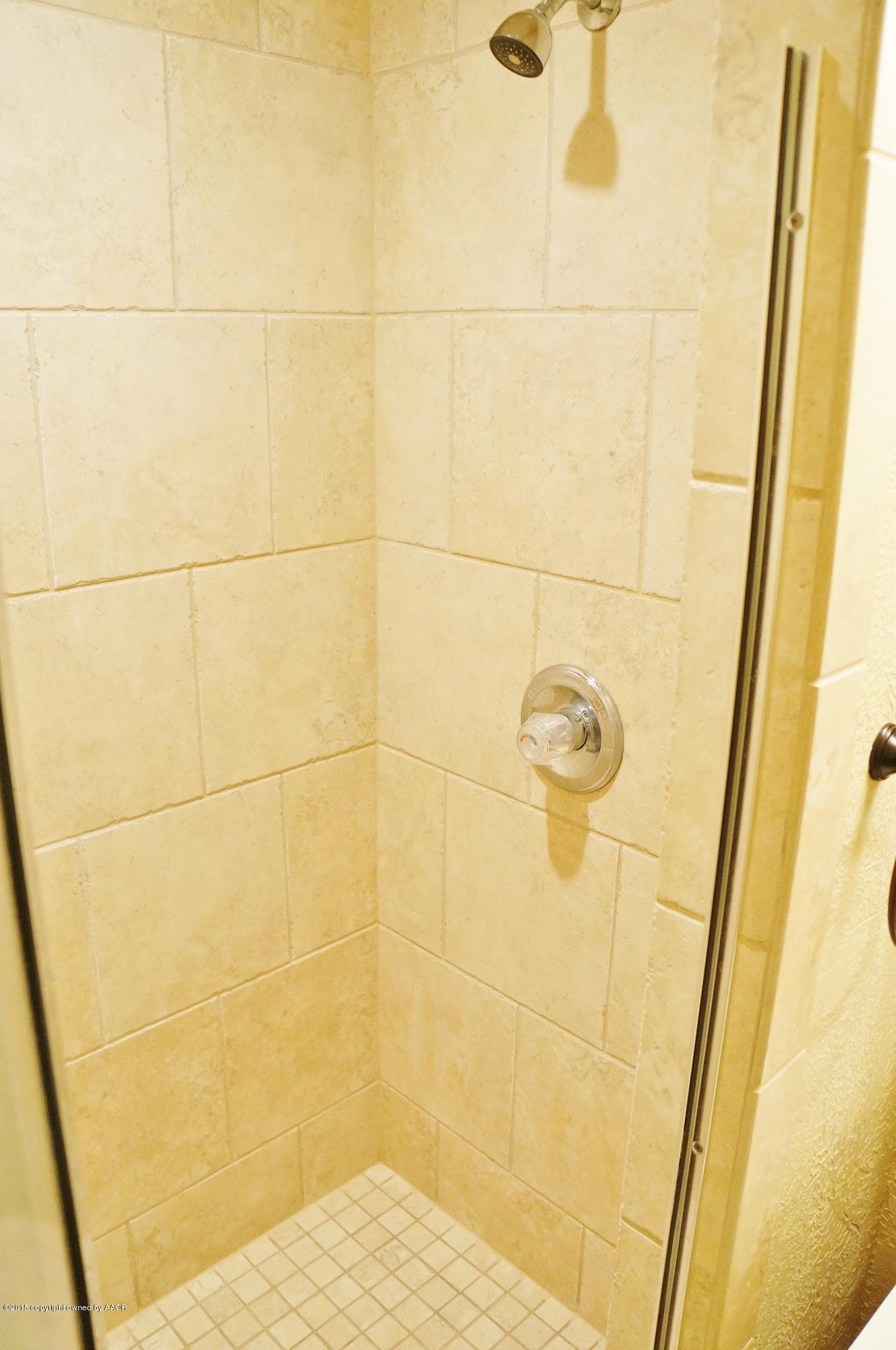 3501 Concord Road Amarillo, TX 79109 - Photo 20 of 31 Master Bathroom (2)