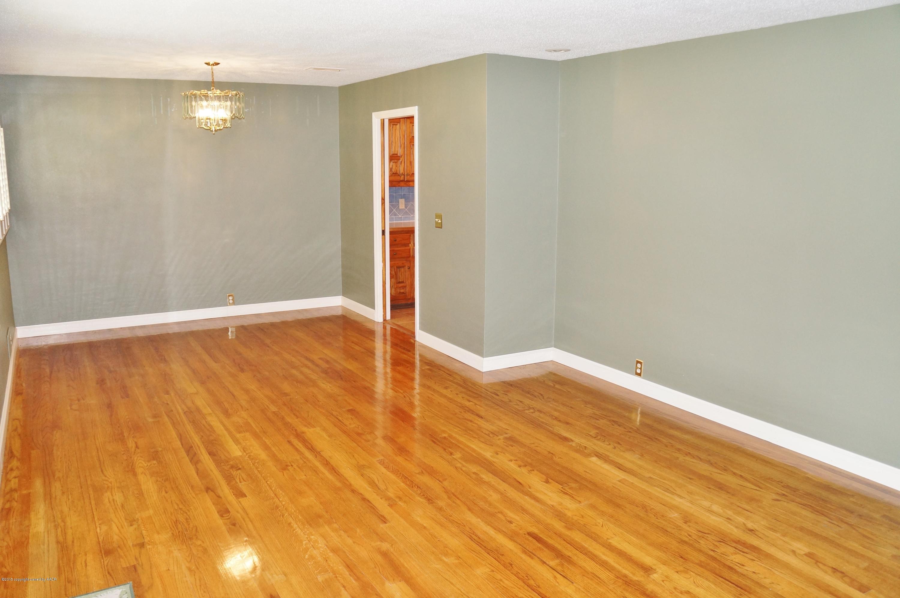 Front Living Area