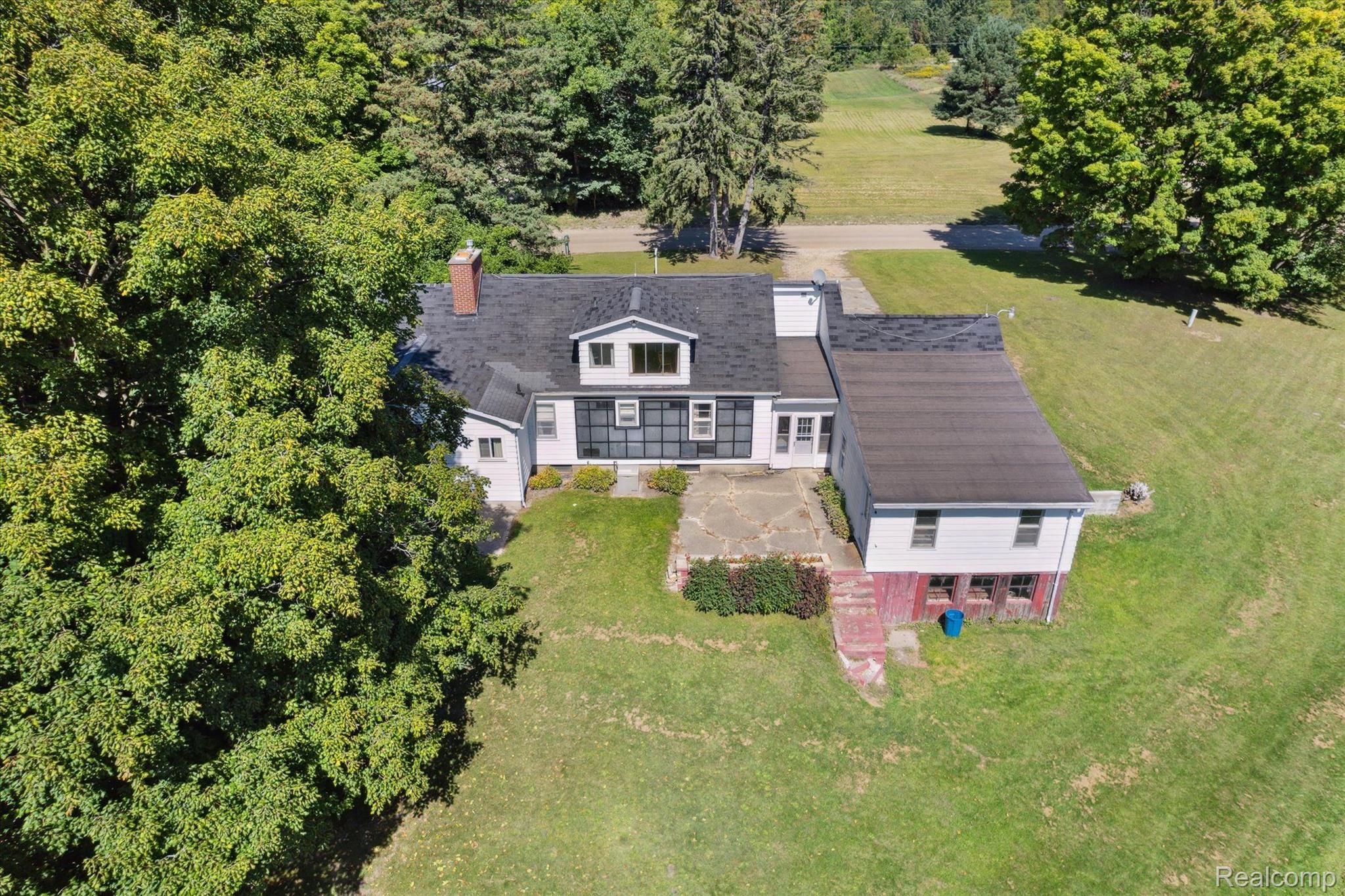 2850 East Clyde Road Howell, MI 48855 - Photo 67 of 80 Gallery Image 67