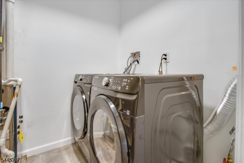 500 South 18th Street, Unit 1 Newark, NJ 07103 - Photo 11 of 21