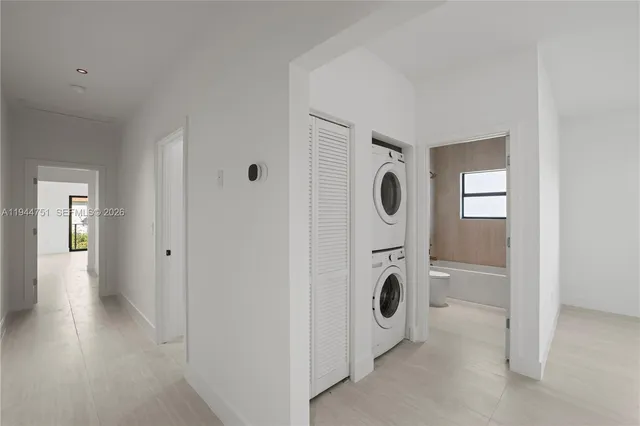 $1,599,000 | 3187 Southwest 23rd Street, Unit B, Miami, FL 33145