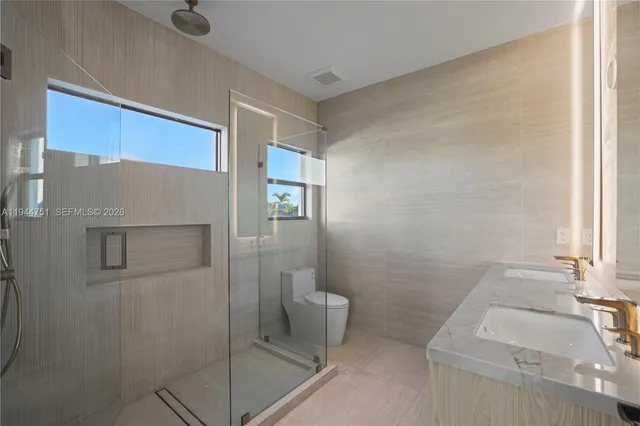 $1,599,000 | 3187 Southwest 23rd Street, Unit B, Miami, FL 33145