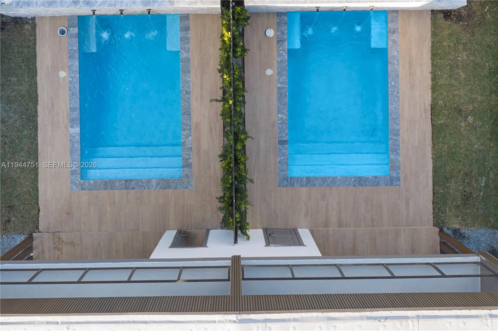 3187 Southwest 23rd Street, Unit B Miami, FL 33145 - Photo 26 of 35