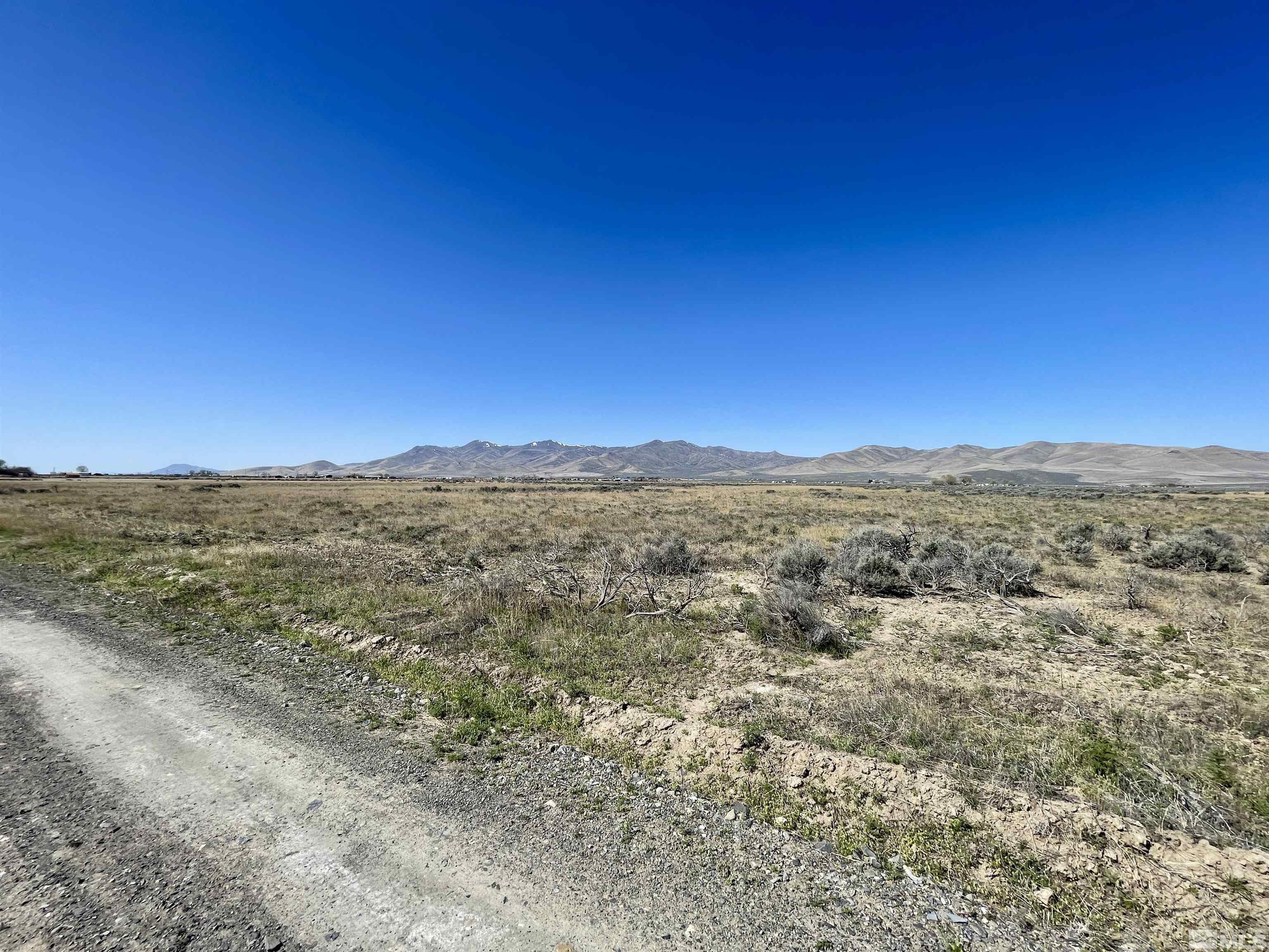 6009210th Winnemucca, NV 89445 - Photo 1 of 7 a view of outdoor space and city