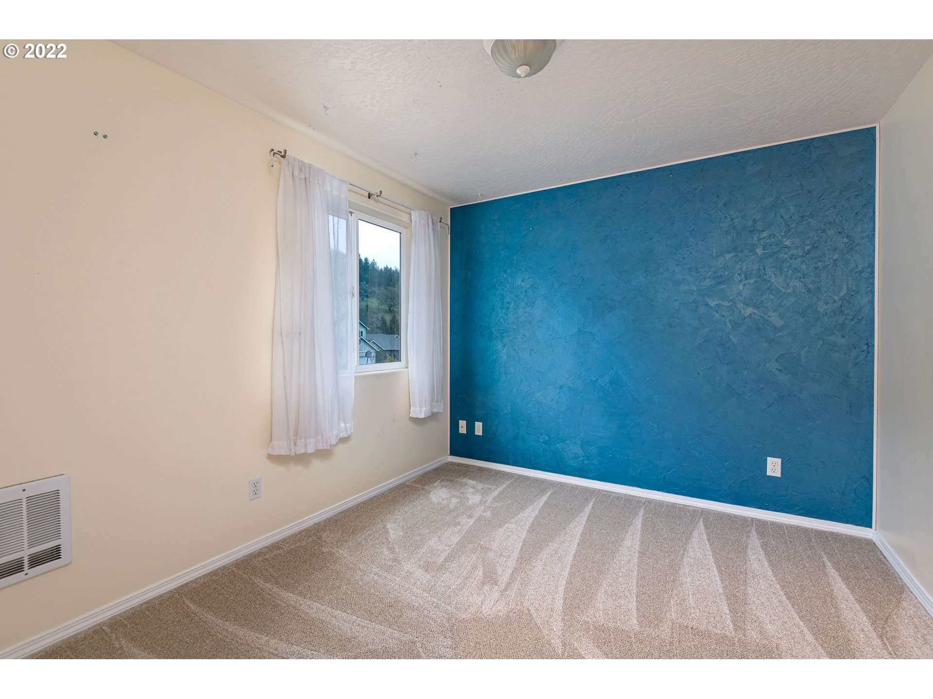 1640 South 60th Street Springfield, OR 97478 - Photo 18 of 26