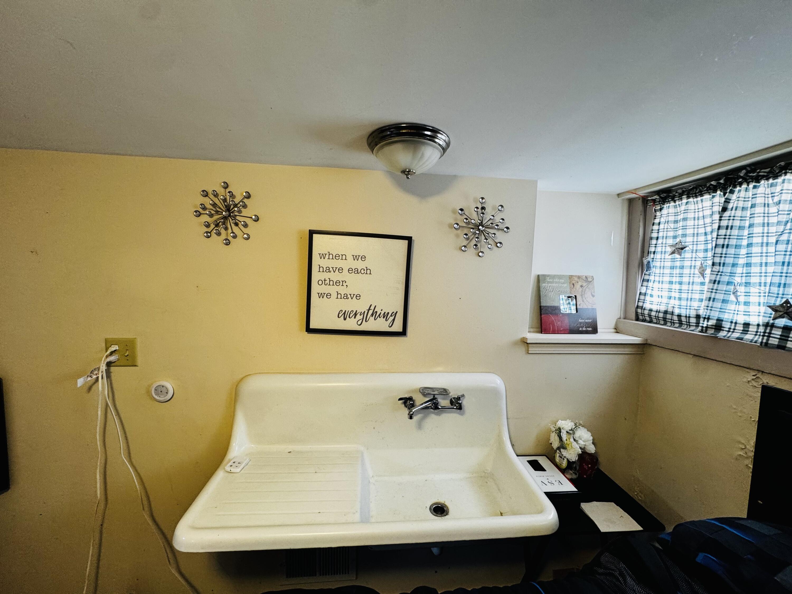 225 South 77th Street Milwaukee, WI 53214 - Photo 20 of 32 IMG_2164