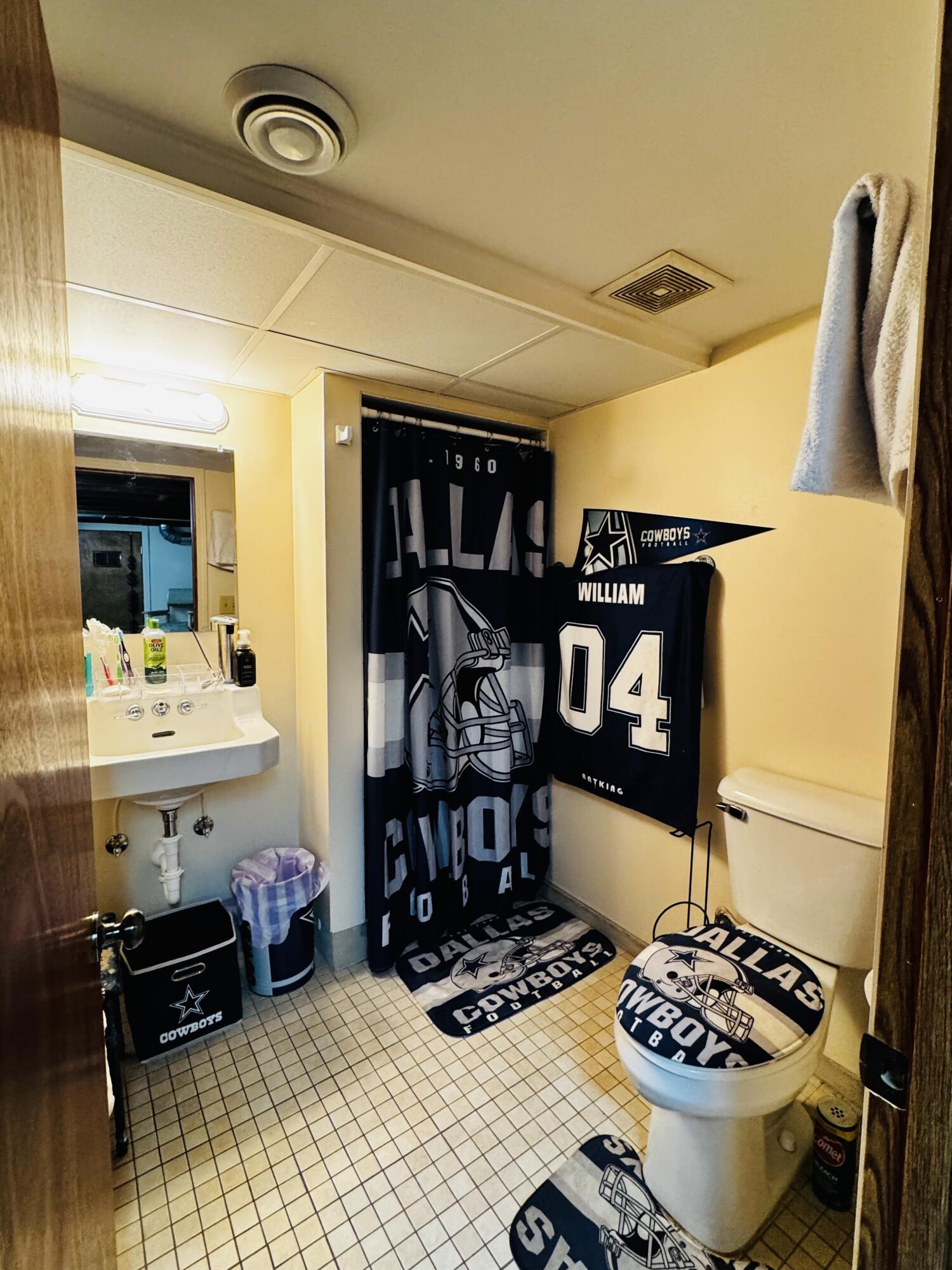 225 South 77th Street Milwaukee, WI 53214 - Photo 32 of 32 IMG_2151