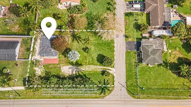 $3,000 | 4421 Southwest 73rd Terrace, Davie, FL 33314