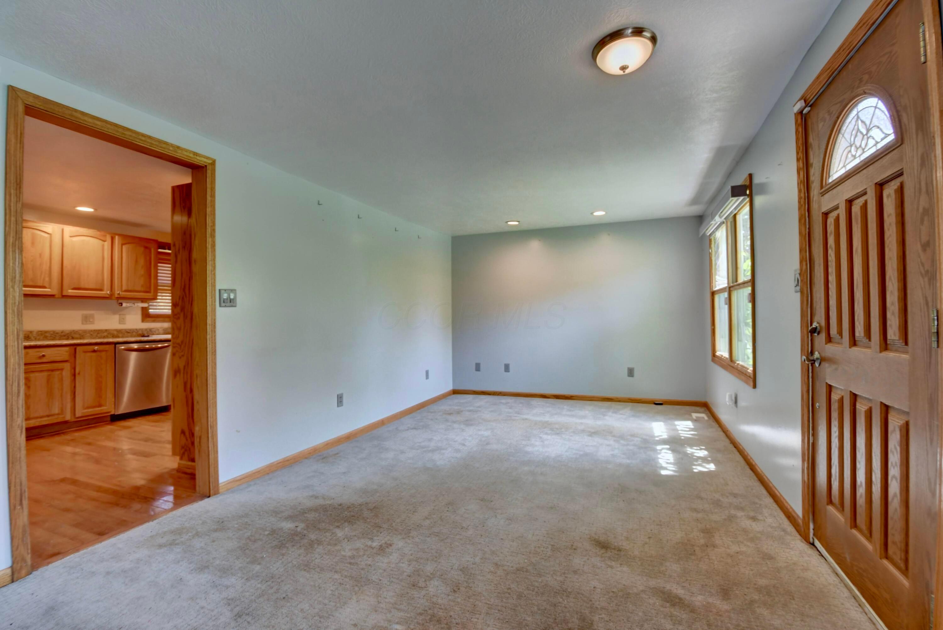 3993 Wadsworth Road Norton, OH 44203 - Photo 9 of 48