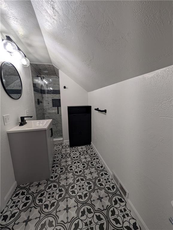 104 Walnut Road Karns City, PA 16041 - Photo 26 of 46 Spacious Full Bath on the 2nd Floor