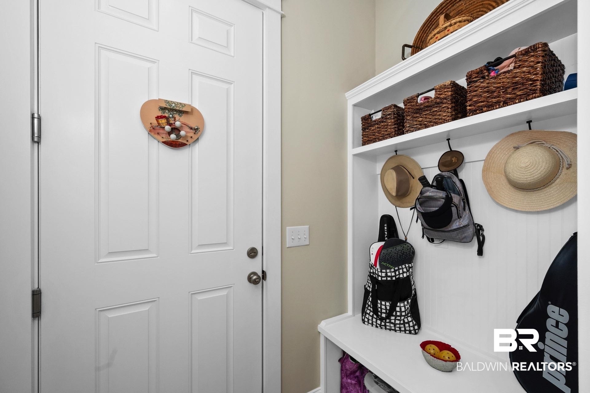 548 Retreat Lane Gulf Shores, AL 36542 - Photo 31 of 48 Mud Room