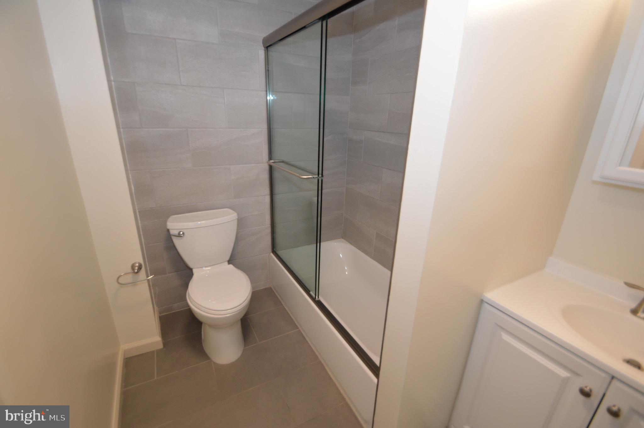 21 East Union Street Burlington, NJ 08016 - Photo 8 of 11