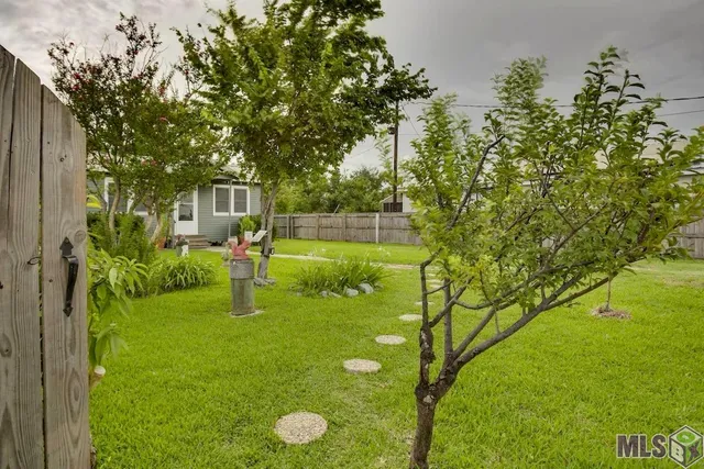 $99,000 | 21112 Highway 1, Golden Meadow, LA 70357