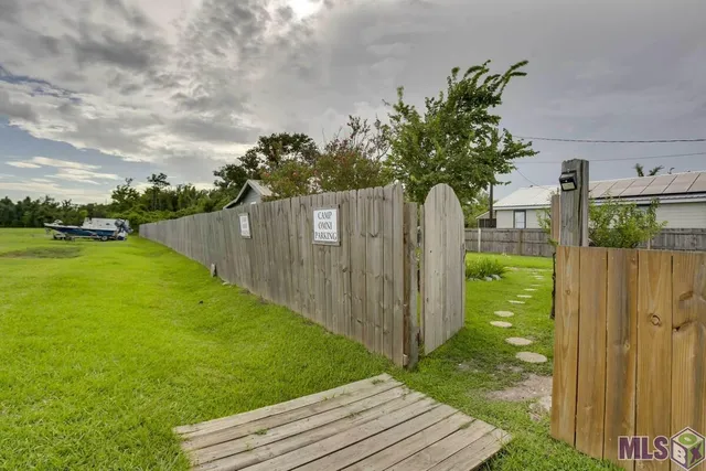 $99,000 | 21112 Highway 1, Golden Meadow, LA 70357