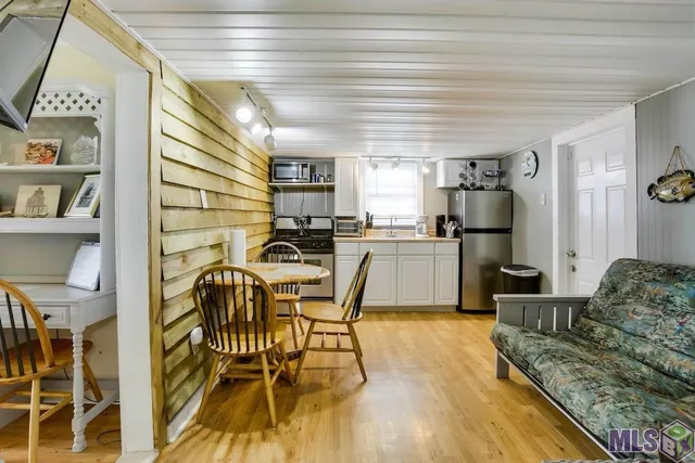 $99,000 | 21112 Highway 1, Golden Meadow, LA 70357