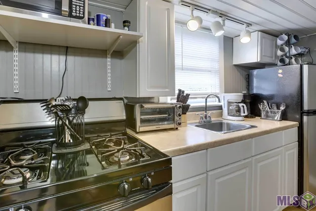 $99,000 | 21112 Highway 1, Golden Meadow, LA 70357