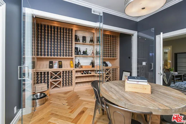 a view of kitchen with dining area