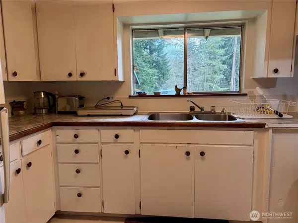 $1,295,000 | 18612 51st Avenue Southeast, Bothell, WA 98012