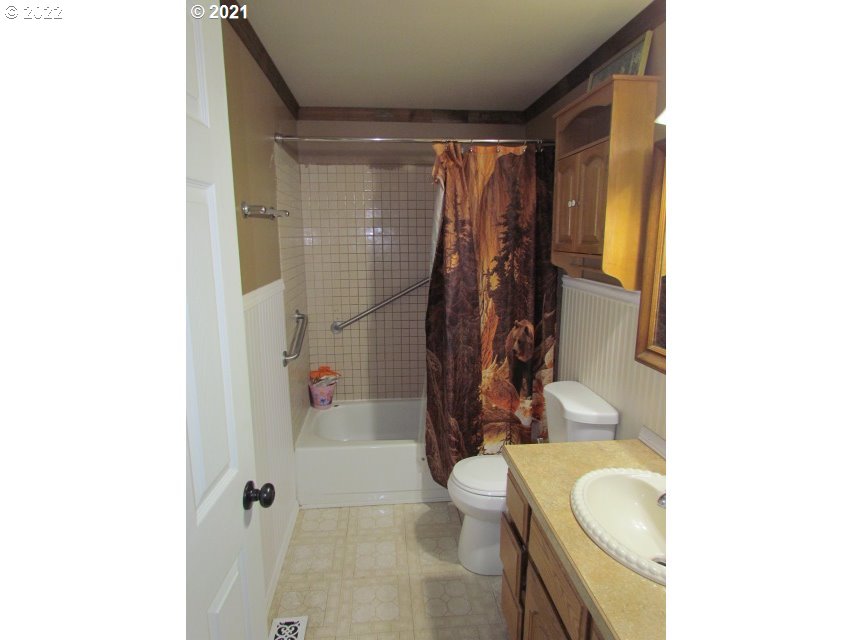 29157 Thistle Hill Road Rainier, OR 97048 - Photo 12 of 19 Gallery Image 12