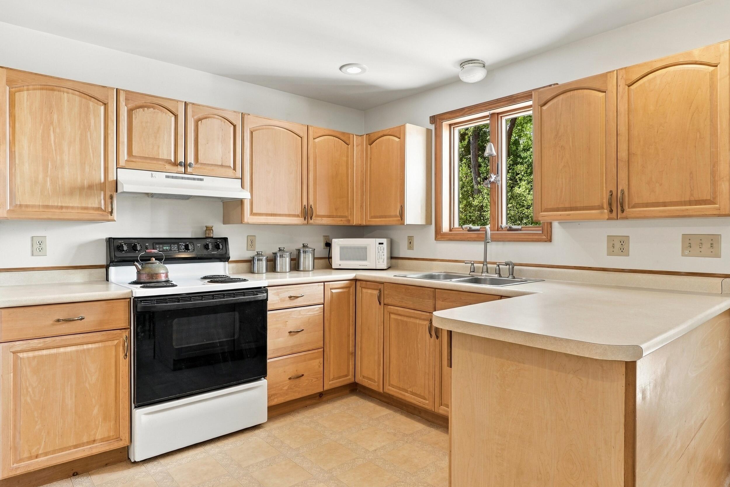 9 Rivers Edge Road North Berwick, ME 03906 - Photo 8 of 34 on_the_mark-et_023