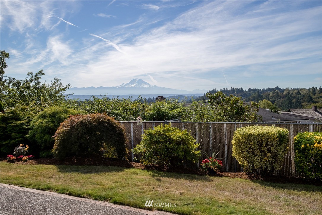 4227 South 252nd Street Kent, WA 98032 - Photo 1 of 24 Gallery Image 1