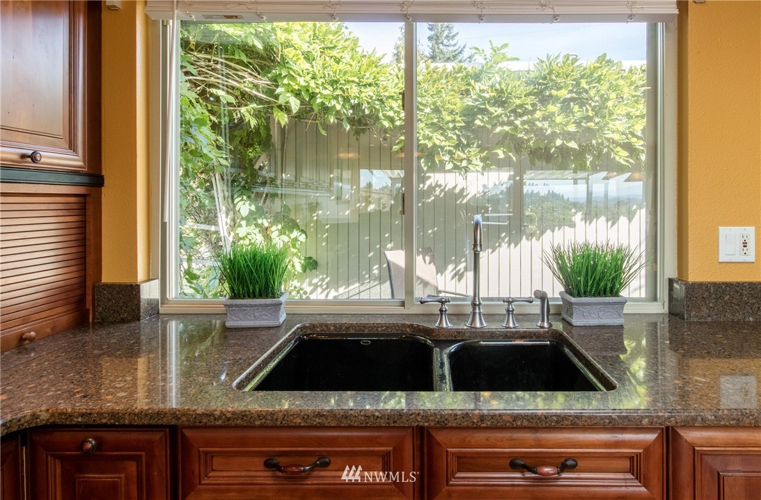 4227 South 252nd Street Kent, WA 98032 - Photo 15 of 24 Gallery Image 15