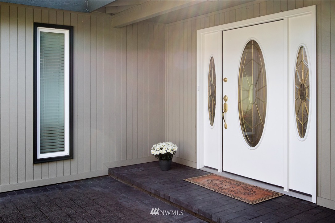 4227 South 252nd Street Kent, WA 98032 - Photo 6 of 24 Gallery Image 6