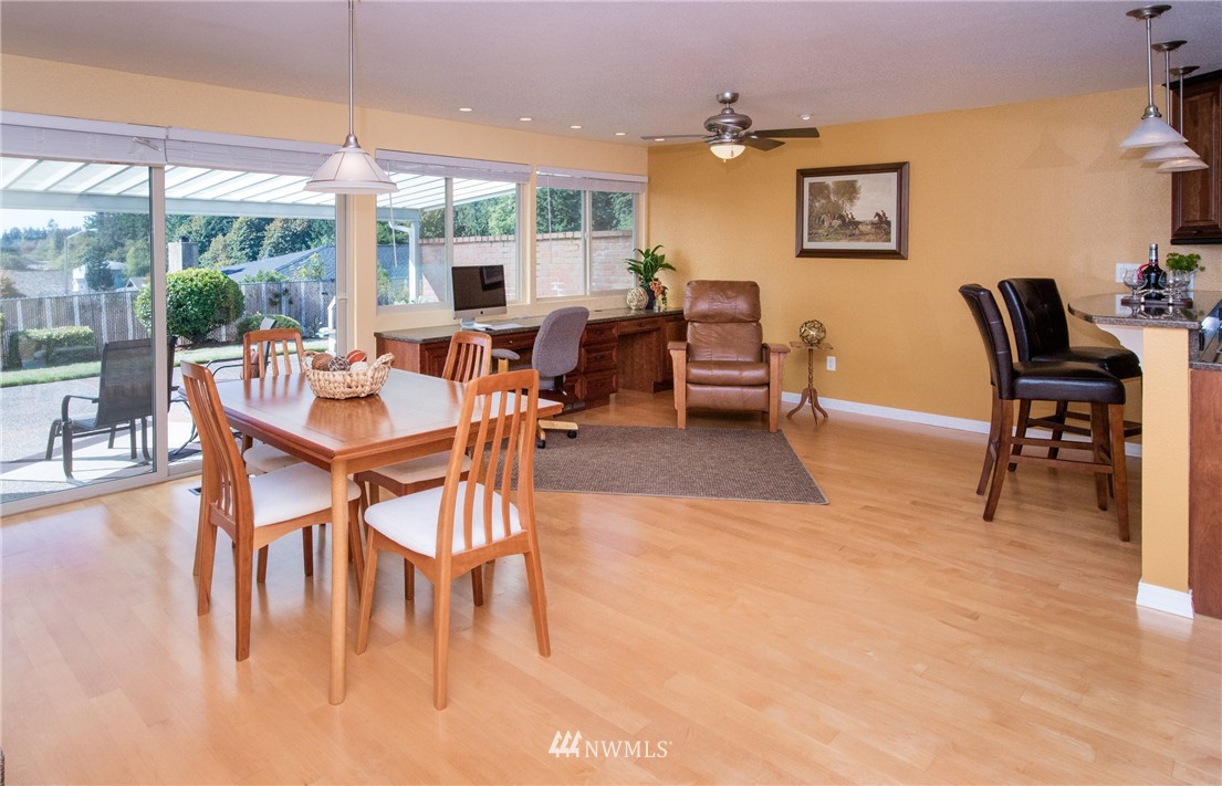 4227 South 252nd Street Kent, WA 98032 - Photo 10 of 24 Gallery Image 10