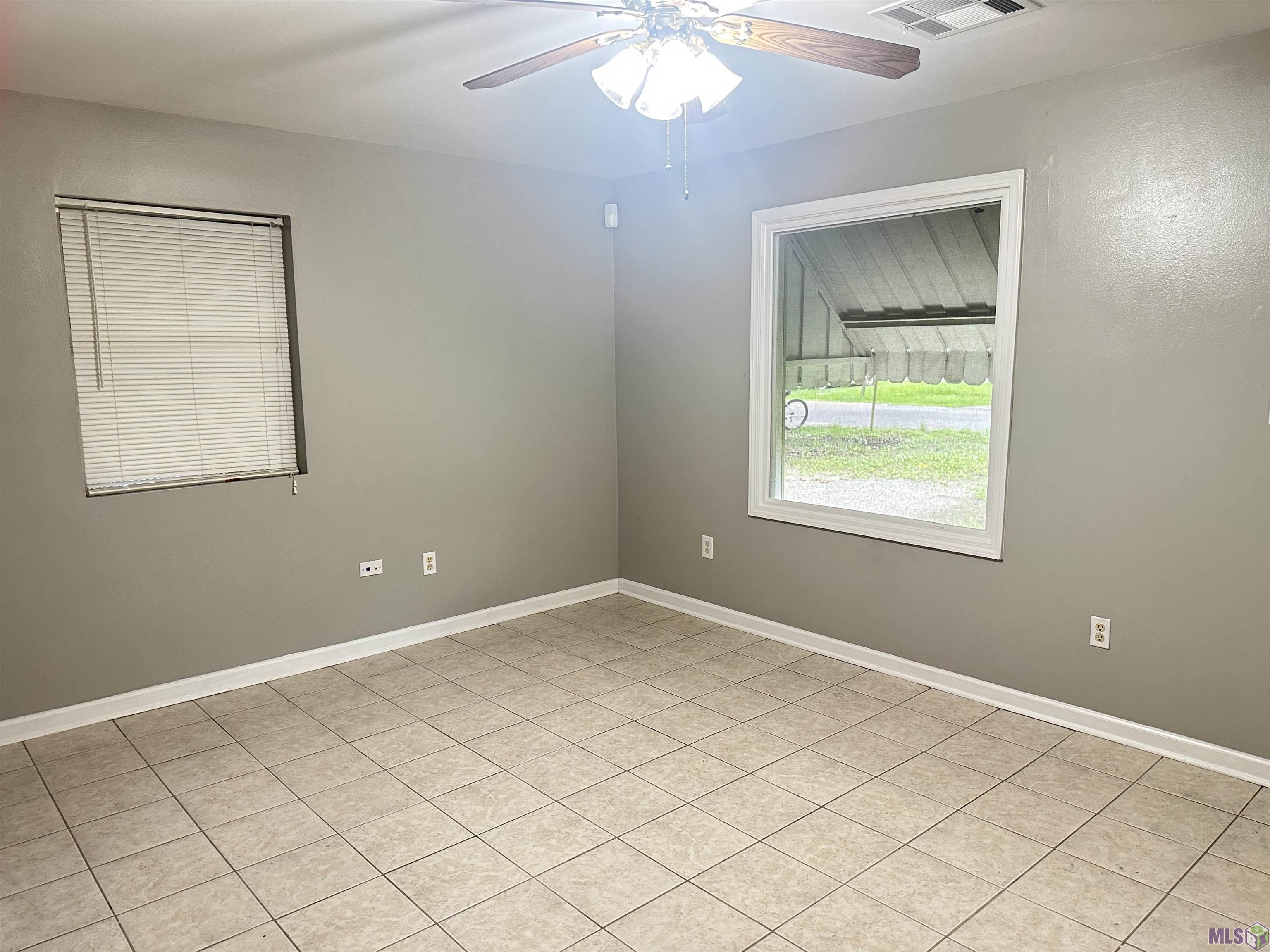 3240 Effie Street Slidell, LA 70458 - Photo 4 of 18