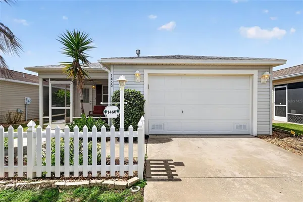 $284,900 | 1460 Crestwood Lane, The Villages, FL 32162