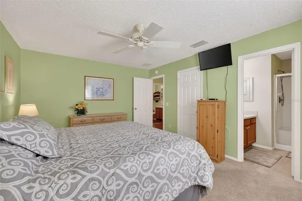 $284,900 | 1460 Crestwood Lane, The Villages, FL 32162