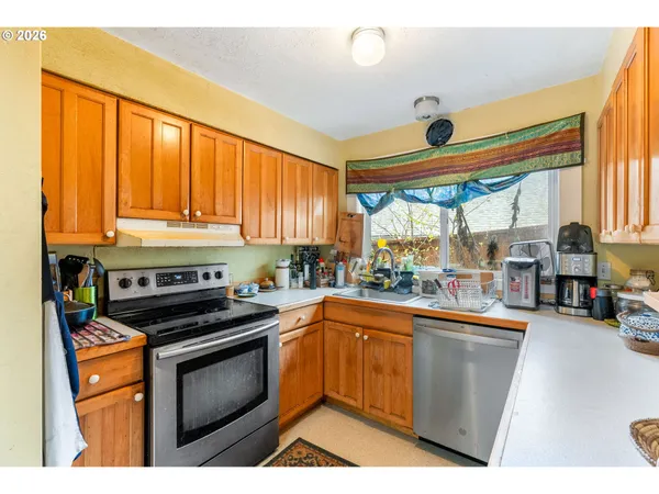 $925,000 | 715 Sherman Avenue, Hood River, OR 97031